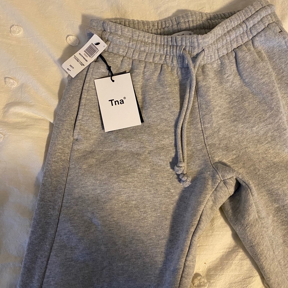 Aritzia boyfriend sweatpants
